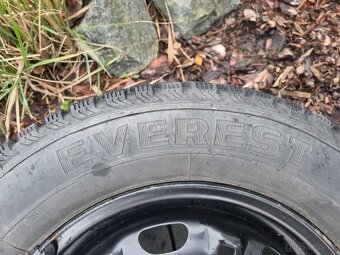 Zimní pneumatiky 165/70 R14 + plechové disky - 5