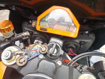 Honda CBR 1000RR Fireblade - 5