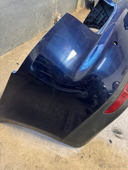 VW Touran 2010, zadní nárazník - 5