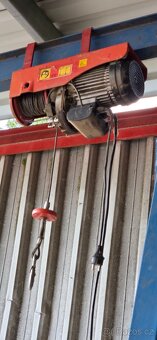 Mobilní portálový jeřáb s navijákem a kladkostrojem - 5