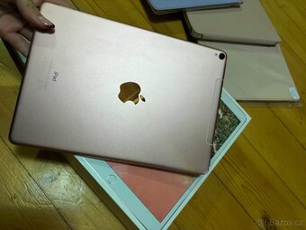 Apple iPad Pro 10,5 Rose gold 64Gb - 5