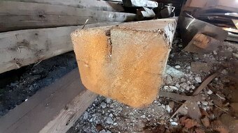 Staré trámy a prkna - 5