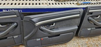 Tapeci tapecirung vyplne dveri audi A8 4E D3 - 5