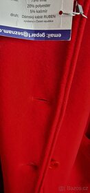 Červený kabát - 5
