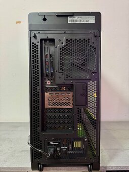 VÝKONNÝ HERNÍ PC R9 7950X/32GB RAM/RX 7800-XT/2TB SSD - 5