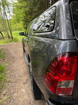 Toyota Hilux, 2.4 D - 5