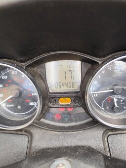 Piaggio mp3 250 stačí řidičský B - 5