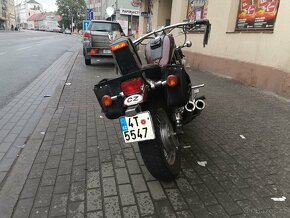 Suzuki VS700 Intruder - 5