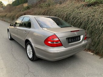 Mercedes - Benz  E 240i  Elegance  Manuál - 5