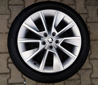 Alu kola originál Škoda Karoq 5x112 R18 Braga - 5