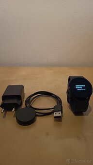 Samsung Galaxy Watch 5 40mm - matně černé, lehce opotřebovan - 5
