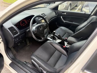 Honda Accord 2.2 i-CTDi – spolehlivý sedan, rok 2004 - 5