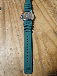 Zelený gumový řemínek 22mm pro hodinky SEIKO
- 5