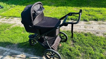 Thule Urban Glide 2 Black on Black - 5