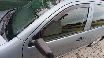 Škoda fabia 1.4 16v najeto 149000km - 5