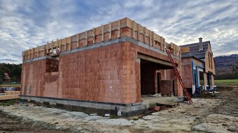 Stropní bednění, stojky, překližky, bednění věnců - 5