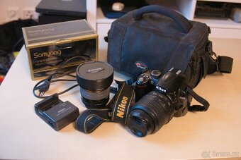 DSLR Nikon D3000 - kit - 5