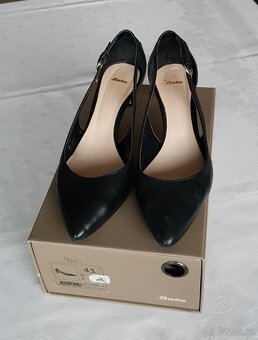 Dámské černé lodičky – značka Baťa - 5