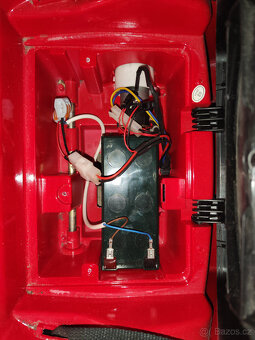 Dětské elektrické autíčko - Ferrari - 5