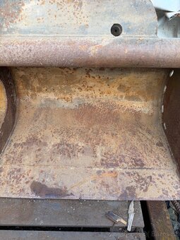 Hydraulická naklápěcí svahová JCB+45cm lžice - 5