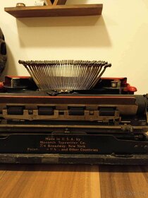 Psací stroj Monarch Pioneer Typewriter - 5