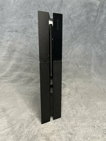 PlayStation 4 - 500GB - 5