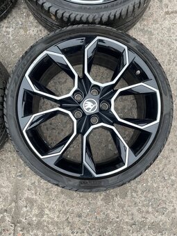 Sada Alu kol Škoda R19 s letními pneu - 5
