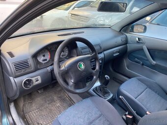 Škoda Octavia 1,6 55 kw 1997 předek facelift - 5
