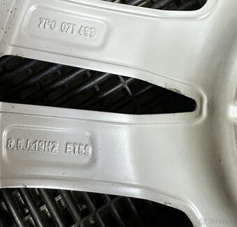 VW Touareg II - orig. ALU 5x130 R19 - 5