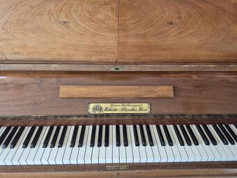 Starožitní funkční piano Wilhelm Petrzelka Wien - 5