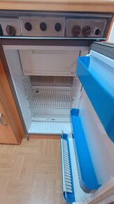 LMC 490 Dominant+ MOVER + dělená lůžka - 5