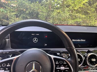 Mercedes - Benz A180 - 5