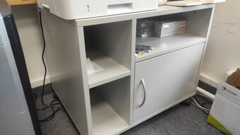 Prodám kancelářský nábytek - 5