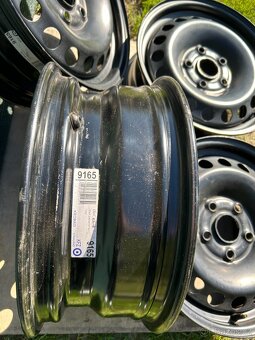 4x černé disky Škoda Octavia, VW nebo SEAT, použité - 5