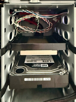 Prodám PC vhodné pro nenáročného hráče, na školu, kancelář. - 5
