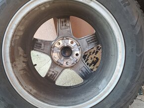 Sada alu kol na VW 6,5Jx16H2 ET42 se zimními pneumatikami - 5