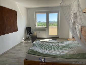 Pronájem bytu 2+1, 49 m2 - Bernstadt auf dem Eigen, Sachsen - 5