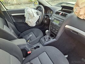 Octavia 2 combi 1.9TDI 4x4 - díly z vozu - 5