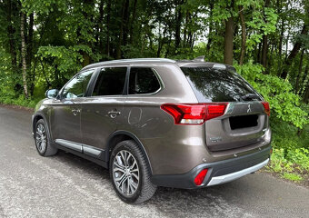 Mitsubishi Outlander 2.0 Intense + 4WD CVT - 5