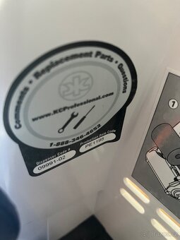 Kimberly-Clark zásobník na ručníky - 5