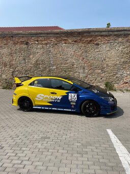 Honda Civic type-R fk2 - 5