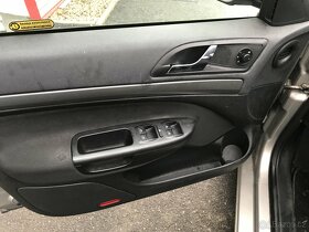 Skoda Octavia II 2008 1,6MPi 75kW BSE, dily z vozu - 5