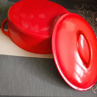 Litinový oválný hrnec - 5