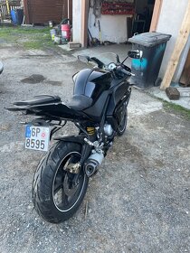 Yamaha YZF r125 - 5