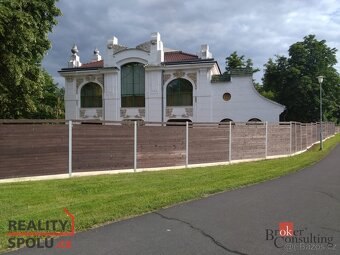 Pronájem, komerční/restaurace, 730 m2, Sokolovská 338/124, R - 5
