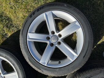 Alu kola Audi R17 7.5J ET28 pneu 235/45 - 5