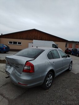 Škoda Octavia 2 1.2 TSI 77kw facelift - 5