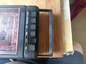 Kazeťák  electronic cr5205 - 5