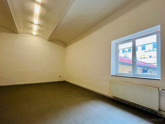 Pronájem, obchodní prostory, 52 m², ul. M. R. Štefánika, Šum - 5