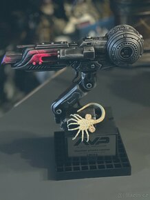 AVP - Alien vs. Predator, plasma cannon 1/1 - 5